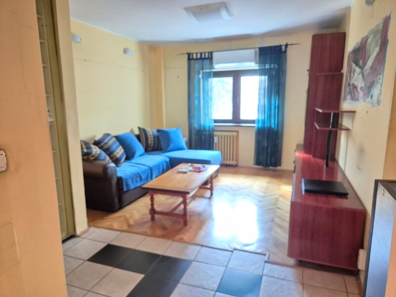 Muncii, bd. Decebal apartament 3 camere pe spate zona linistita