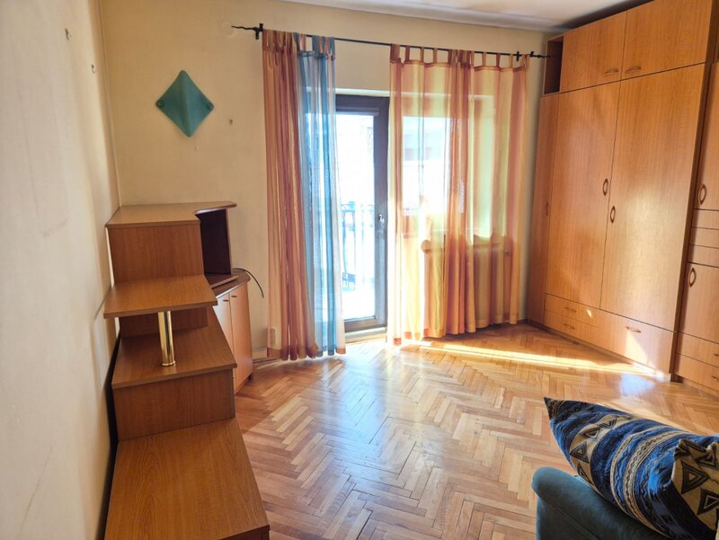 Muncii, bd. Decebal apartament 3 camere pe spate zona linistita